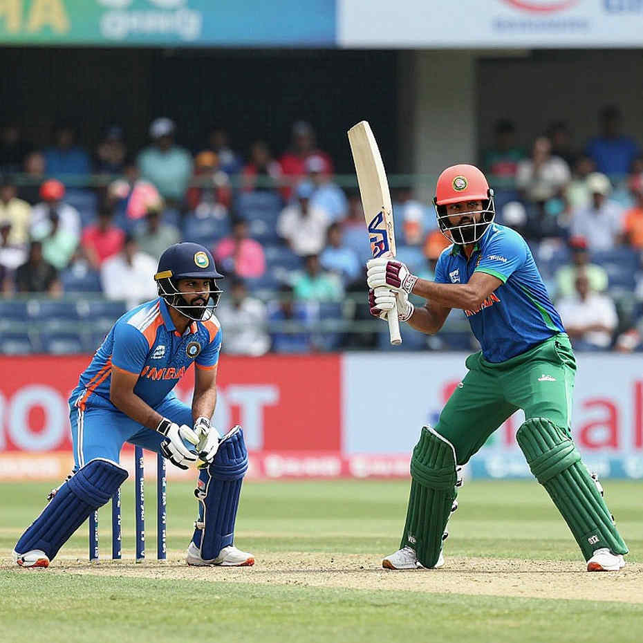 টাইয়াব আরিফের তৃতীয় শতক: ২০ বছরের ব্যাটসম্যানের স্কোরকার্ড-নীরবতা টাইয়াব আরিফের তৃতীয় শতক: ২০ বছরের ব্যাটসম্যানের স্কোরকার্ড-নীরবতা
