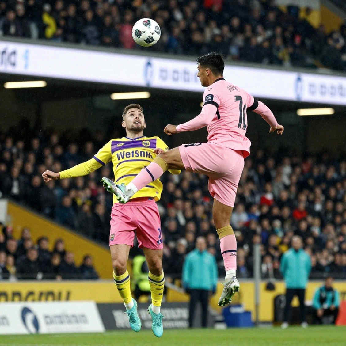 Sixteen Minutes: The Leao Substitution Isn't the Crisis — the Empty Report Is Sixteen Minutes: The Leao Substitution Isn't the Crisis — the Empty Report Is