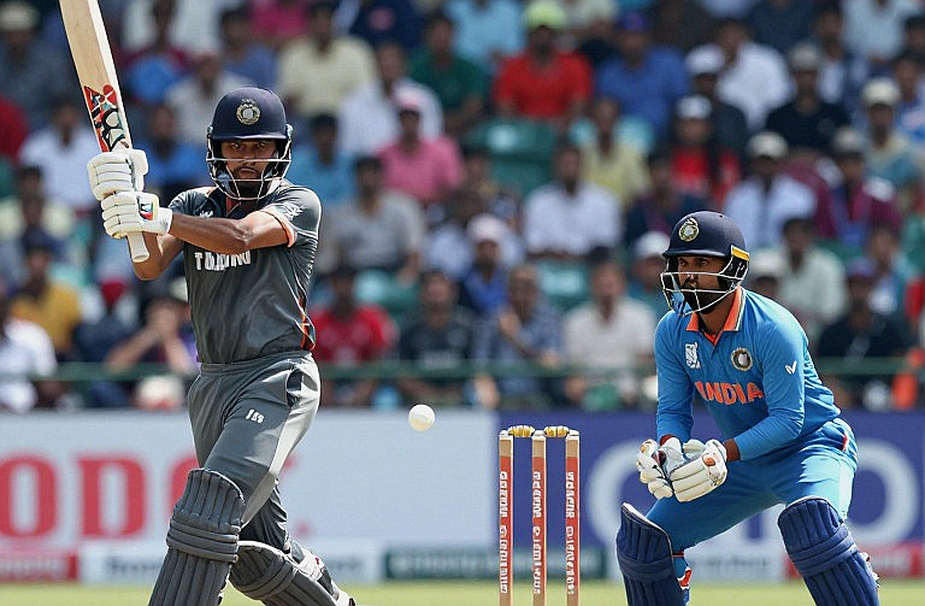 নিলামের হাতুড়ি আর ডেটার কম্পাস: ফ্র্যাঞ্চাইজি ক্রিকেটের ট্রান্সফার উইন্ডোয় দাম আসলে কোথায় তৈরি হয়
