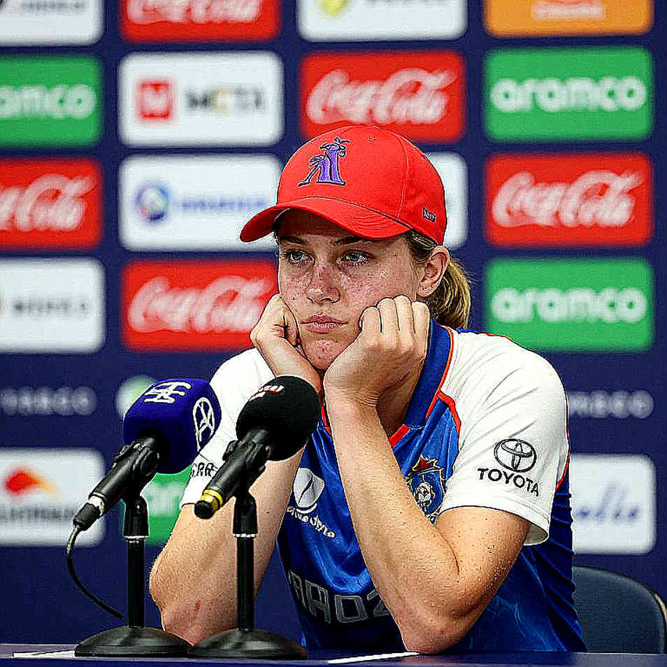 The Sound of a Broken Rhythm in Durban: Cameron Green's Injury and Australia's Bowling Balance The Sound of a Broken Rhythm in Durban: Cameron Green's Injury and Australia's Bowling Balance