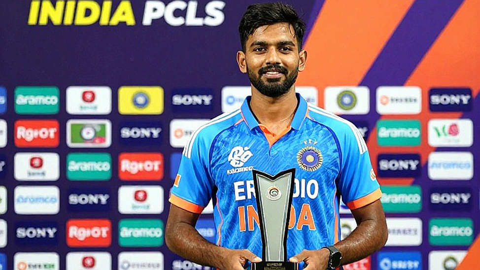 আবুধাবির গরমে কাউন্টির ছন্দ: খালেদ আহমেদ আর বাংলাদেশের প্রথম-শ্রেণির দীর্ঘ পথ আবুধাবির গরমে কাউন্টির ছন্দ: খালেদ আহমেদ আর বাংলাদেশের প্রথম-শ্রেণির দীর্ঘ পথ